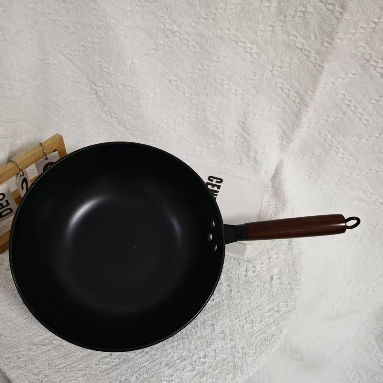 Nitrided Steel Coating-Free Chinese Wok