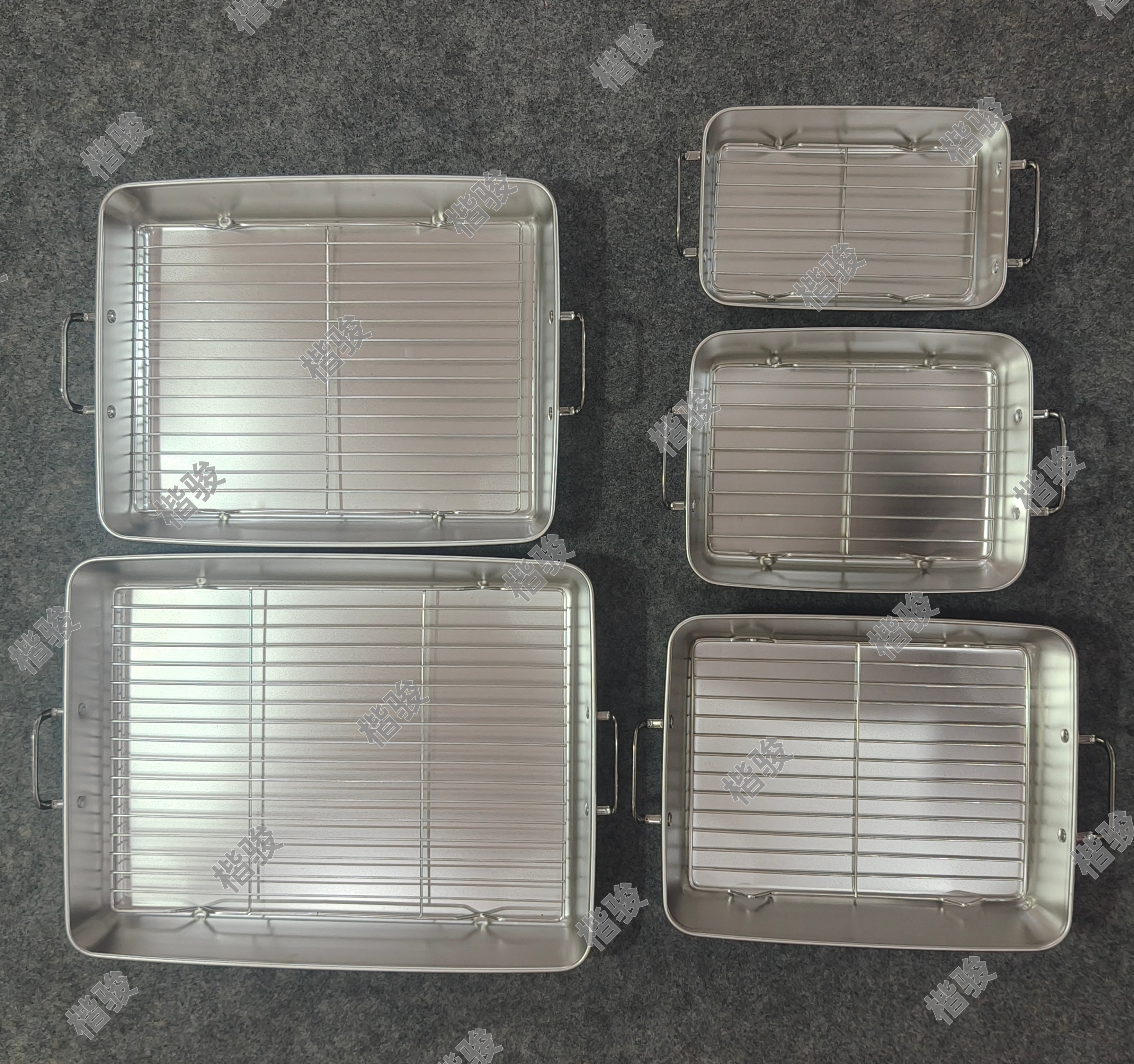 Square oil filter tray