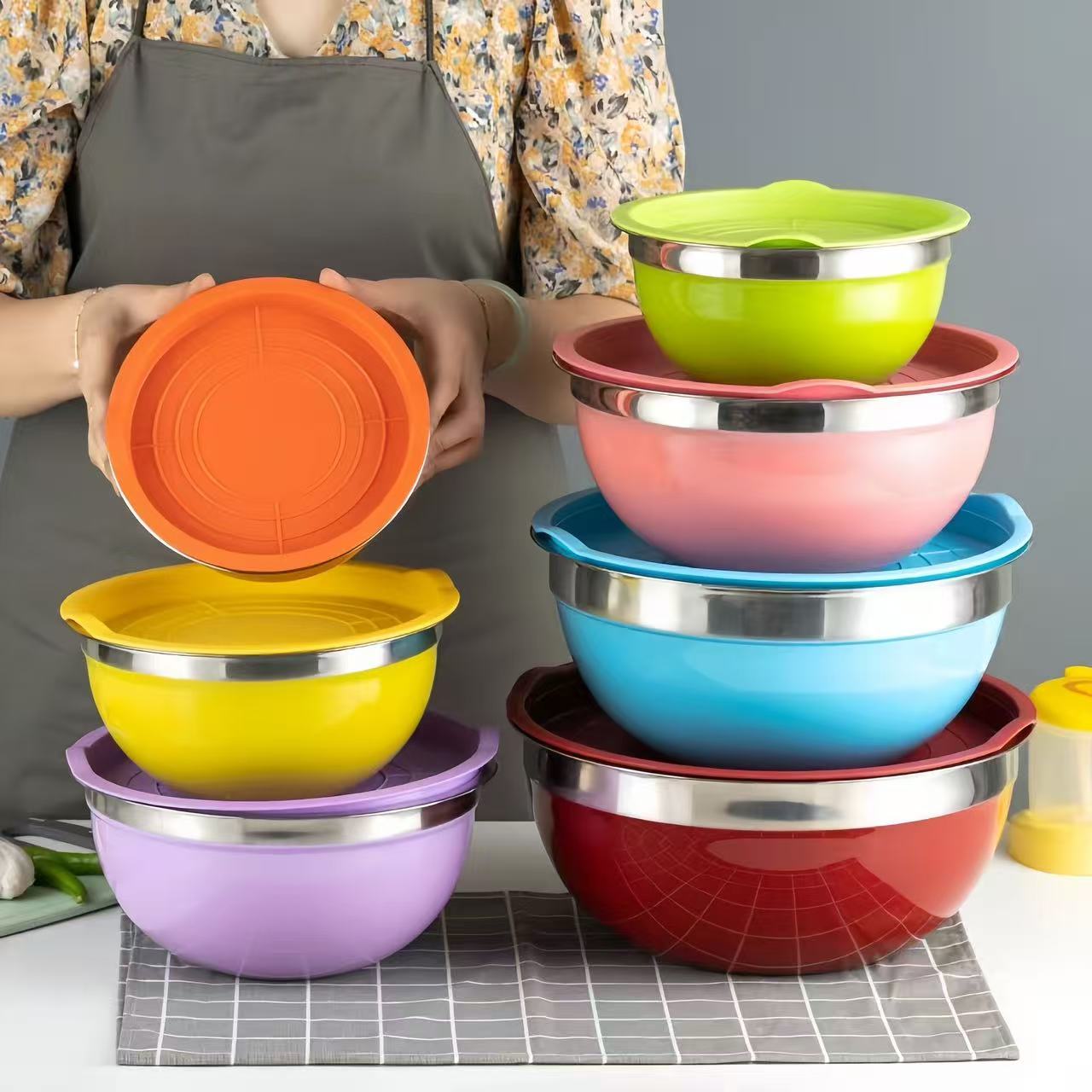 Stainless steel salad bowl